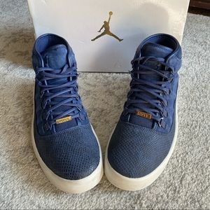 NIKE  Air JORDAN leather navy blue men size 9.5